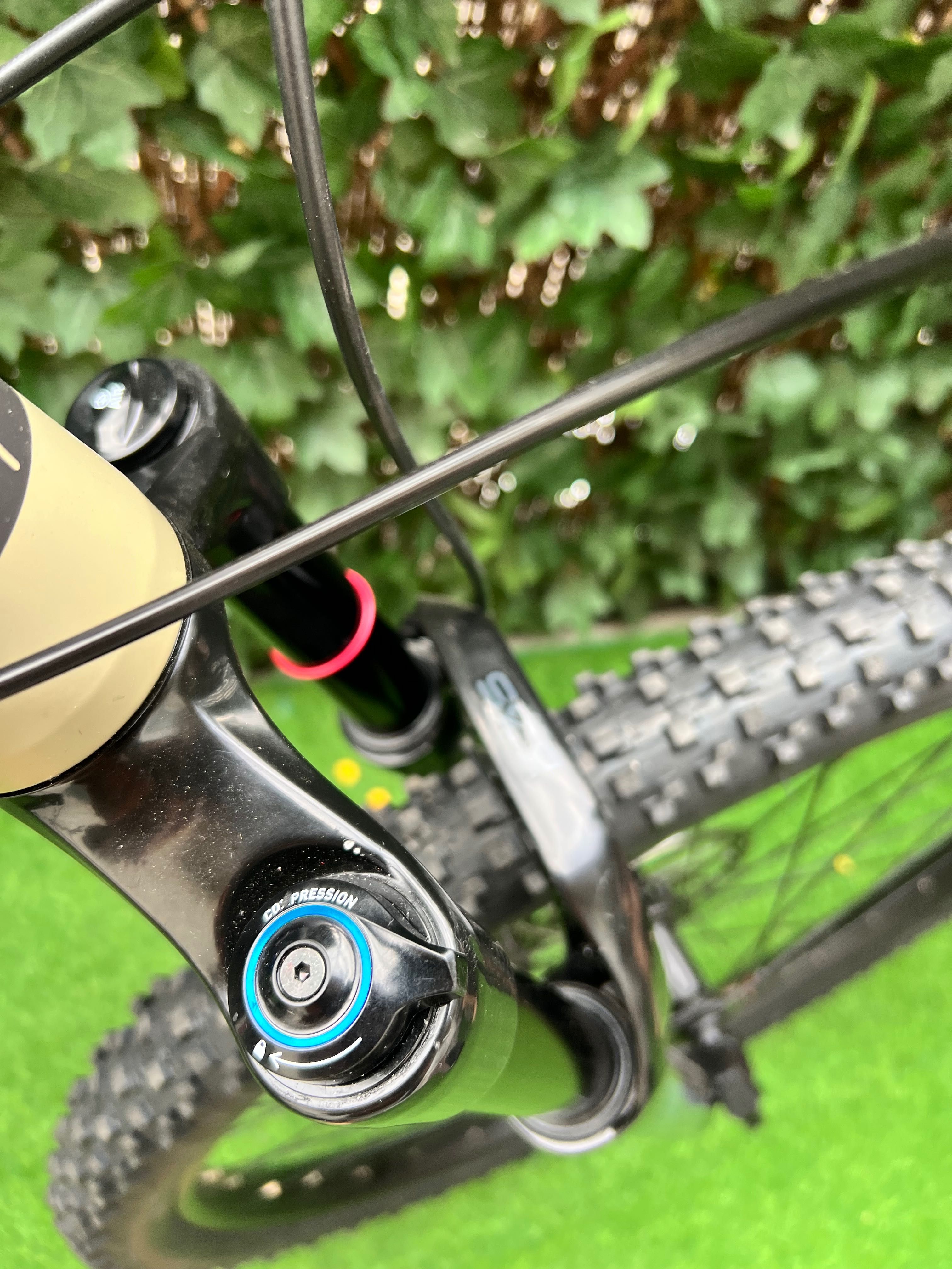 Rower On one scandal L trail SRAM GX 1x12 boost 110 148