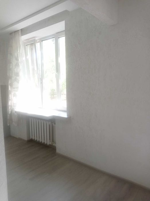 +Продам 2 ком. квартиру ул.Поточная 45000 дол.