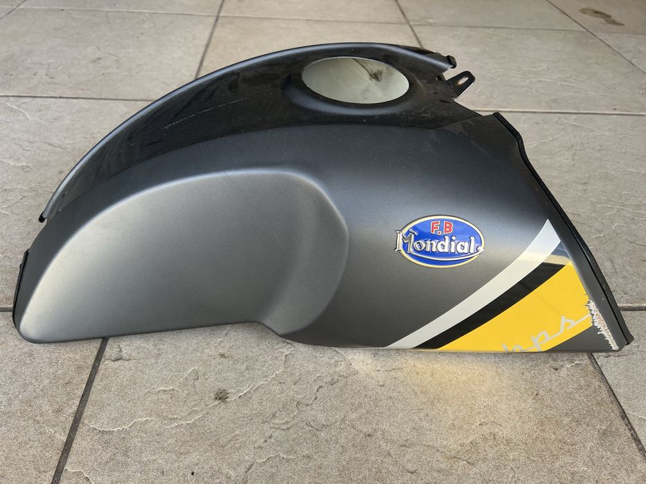 Tampa deposito mota mondial 125cc