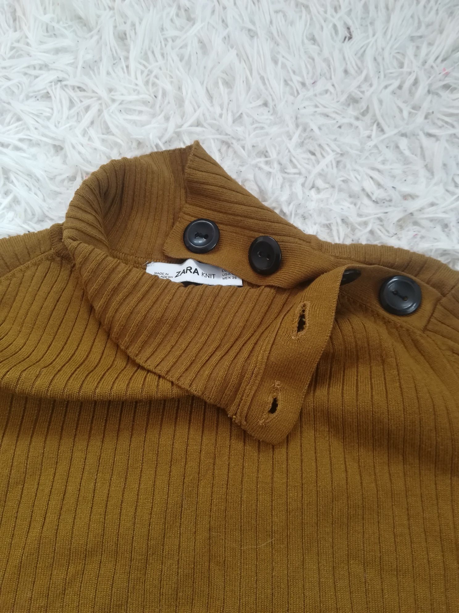 Sweterek półgolfik Zara