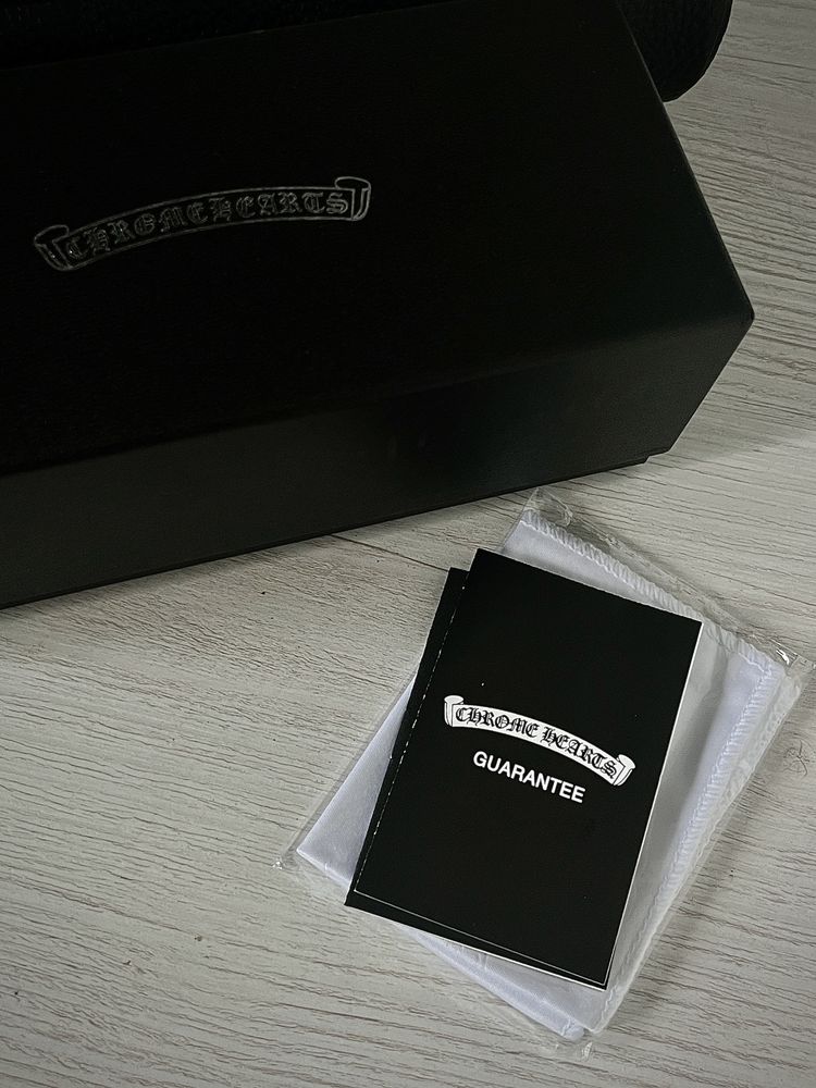 Okulary Chrome Hearts z pudełkiem