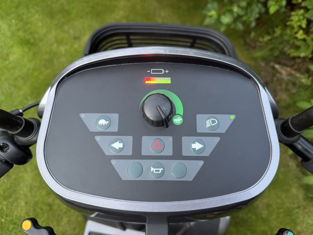 skuter elektryczny inwalidzki Sterling S425 ,2022r.12Km/h, dla seniora