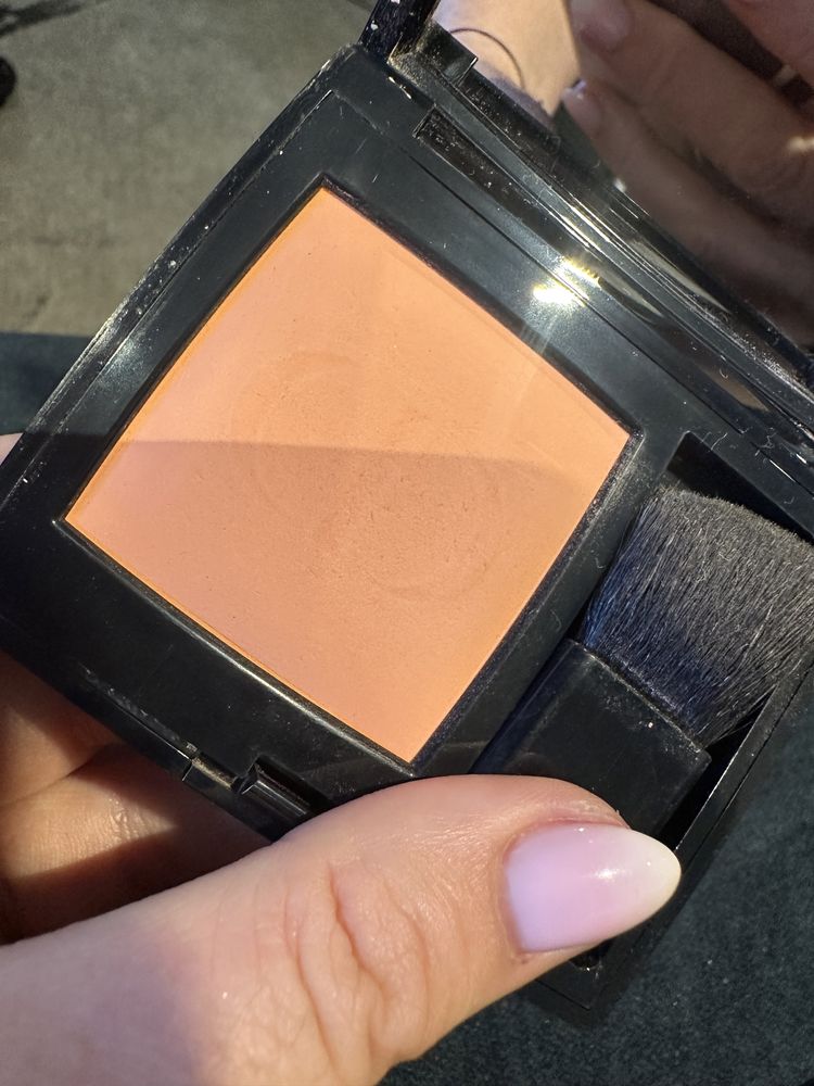 Róż do policzków Dior 136 kolor