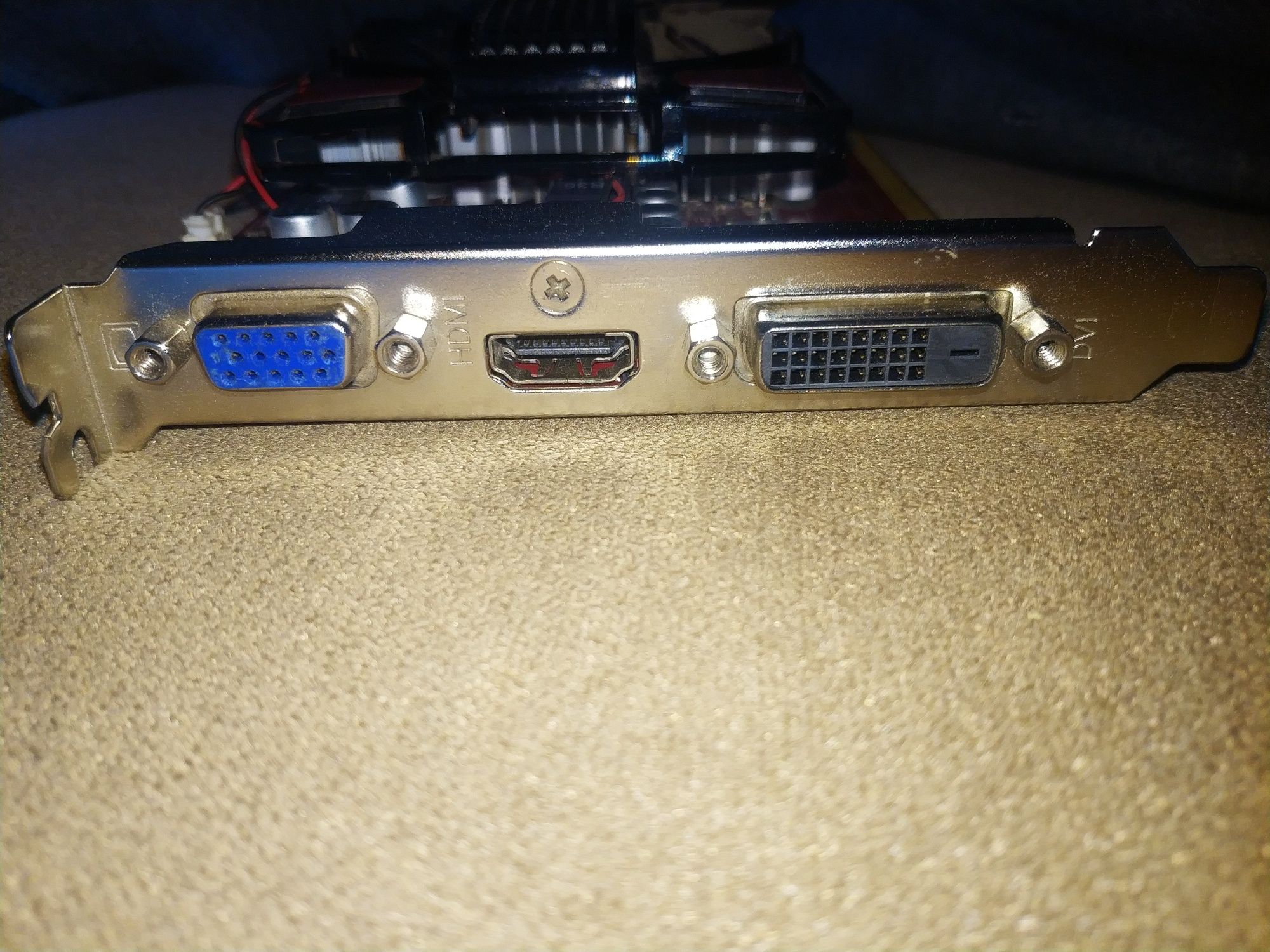 Відеокарта radeon R7250 1 gb ddr5
