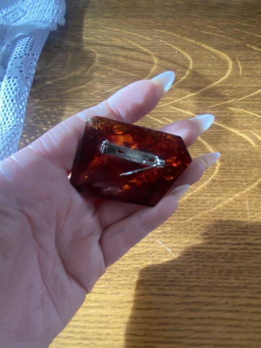 PRL Broszka Bursztyn