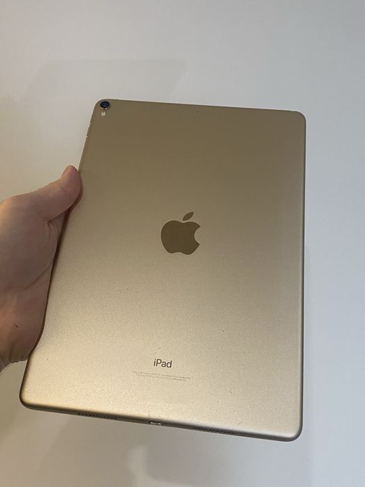 Apple iPad Pro 10.5 256GB Wi-Fi Gold Золотой