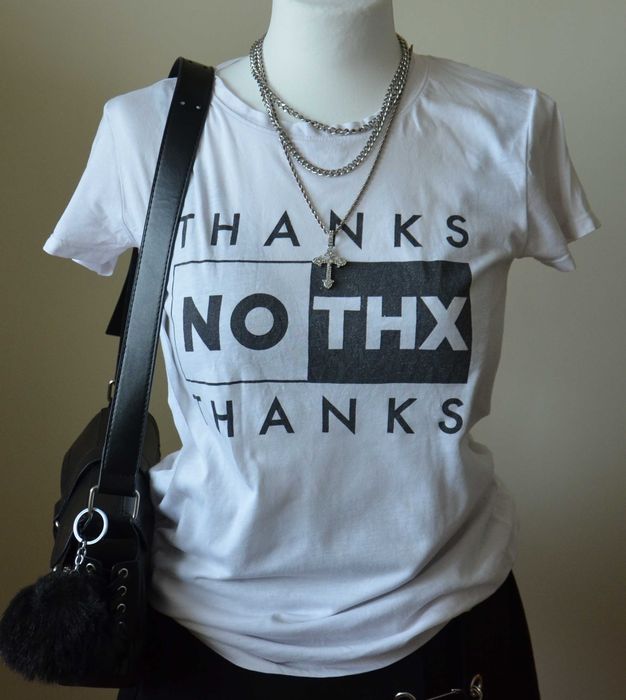 Biało czarna koszulka z nadrukiem t-shirt rozmiar S
