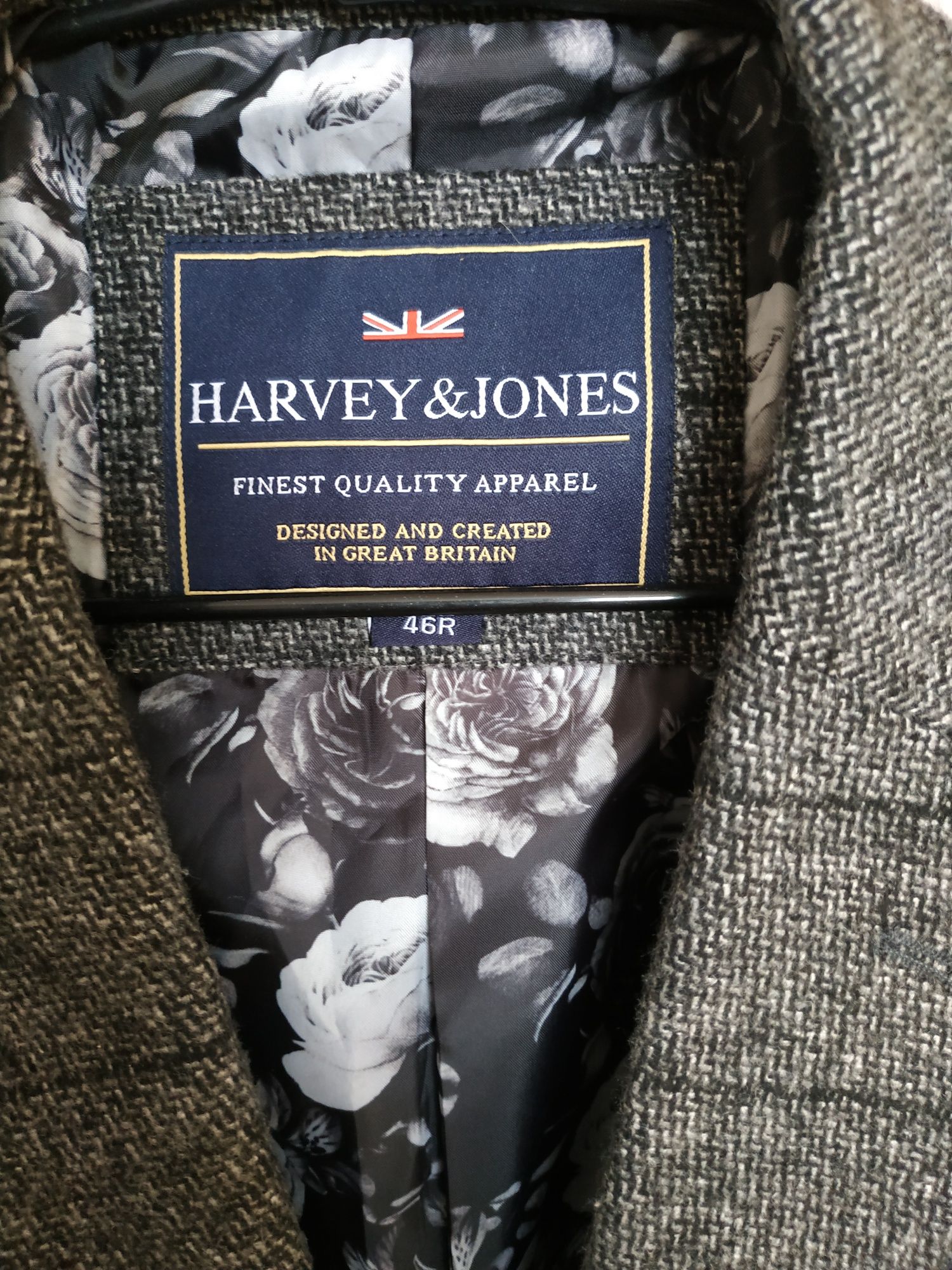 Піджак НОВИЙ 46 Harvey&Jones