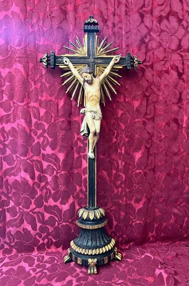 Crucifixo e Jesus Cristo em Madeira -  Século XIX