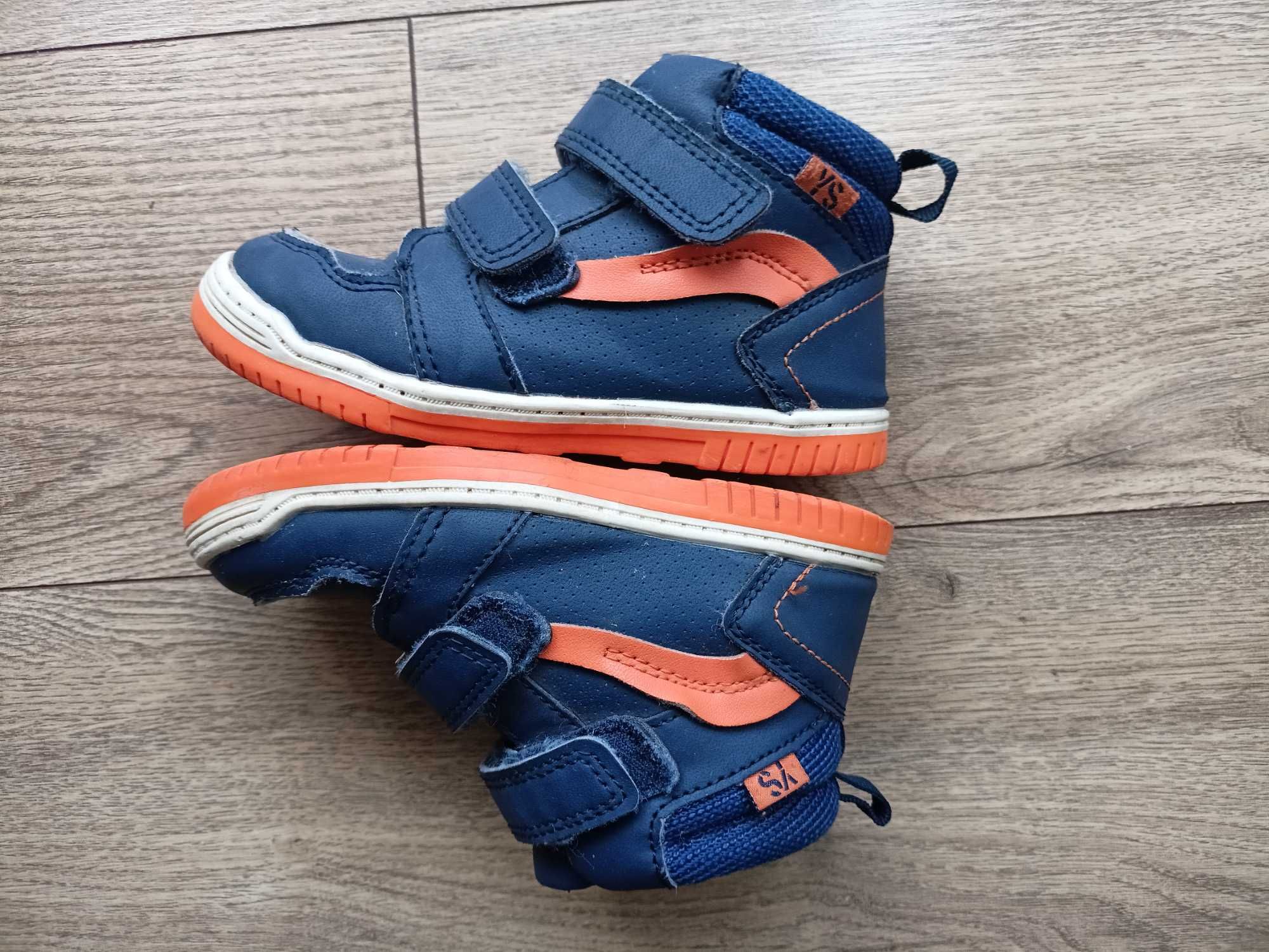 Buty jesienno-wiosenne rozmiar 25