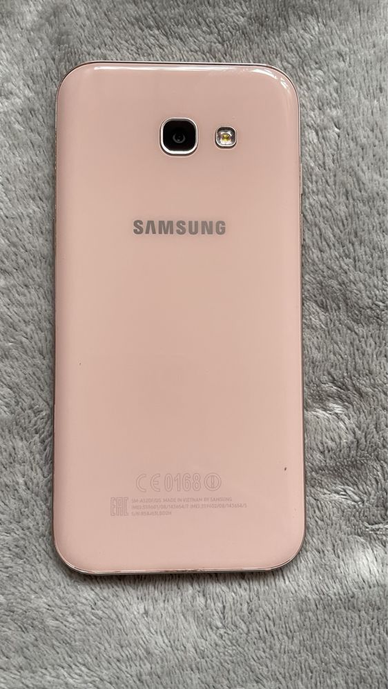 Телефон Samsung A5 2017г