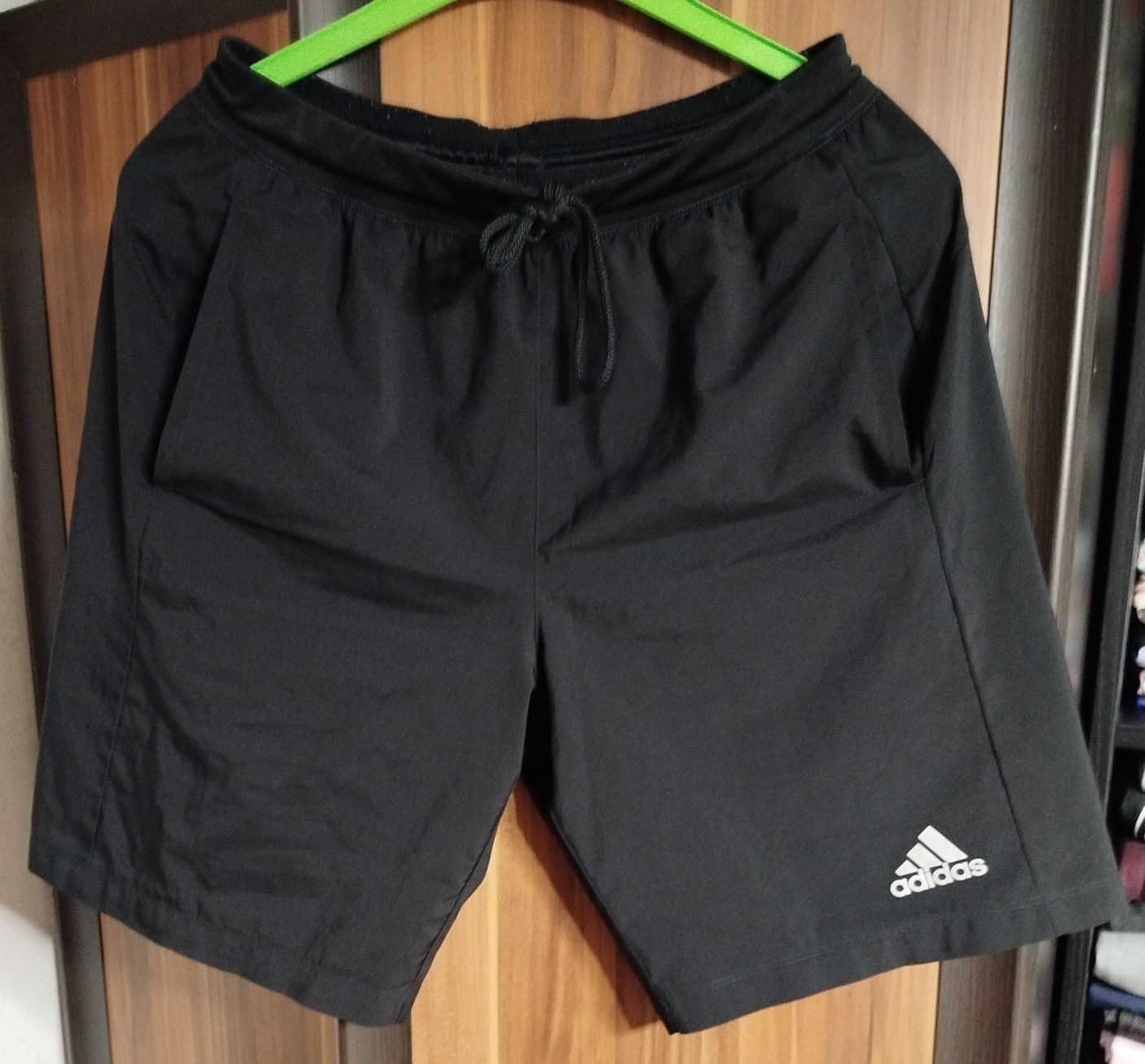 Spodenki krótkie męskie Adidas rozmiar M stan idealny
