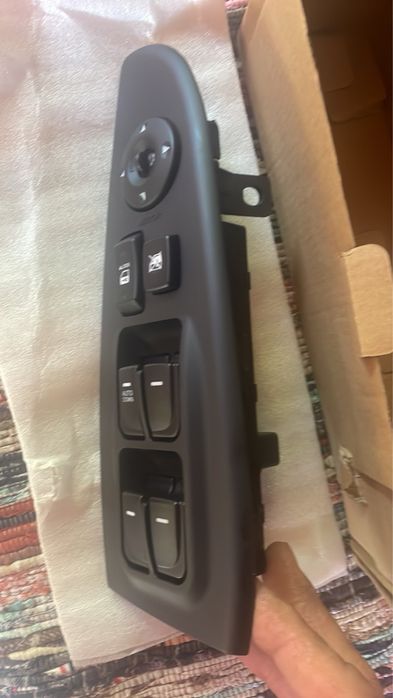 Блок стеклоподемников 93570-0Q010M5 Hyundaj Elantra 08-16