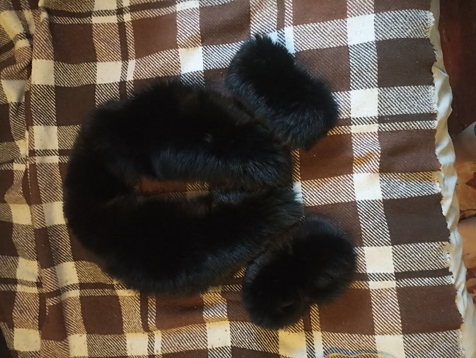 Продам хутро, опушку з пальто.
