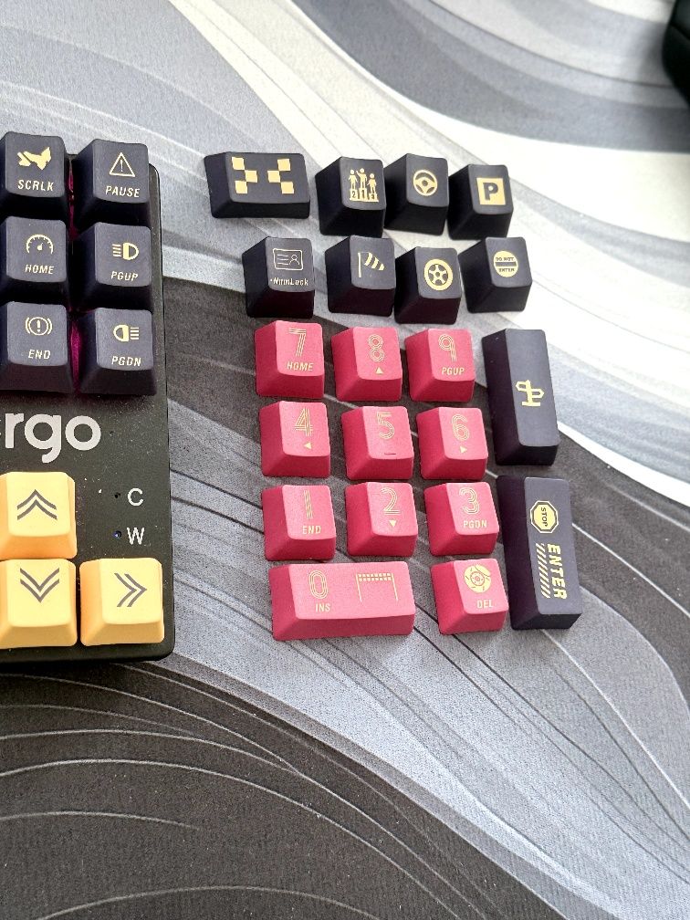 Keycapy | Racing Style | Czerwono-Żółte | Nowe + Naklejka gratis
