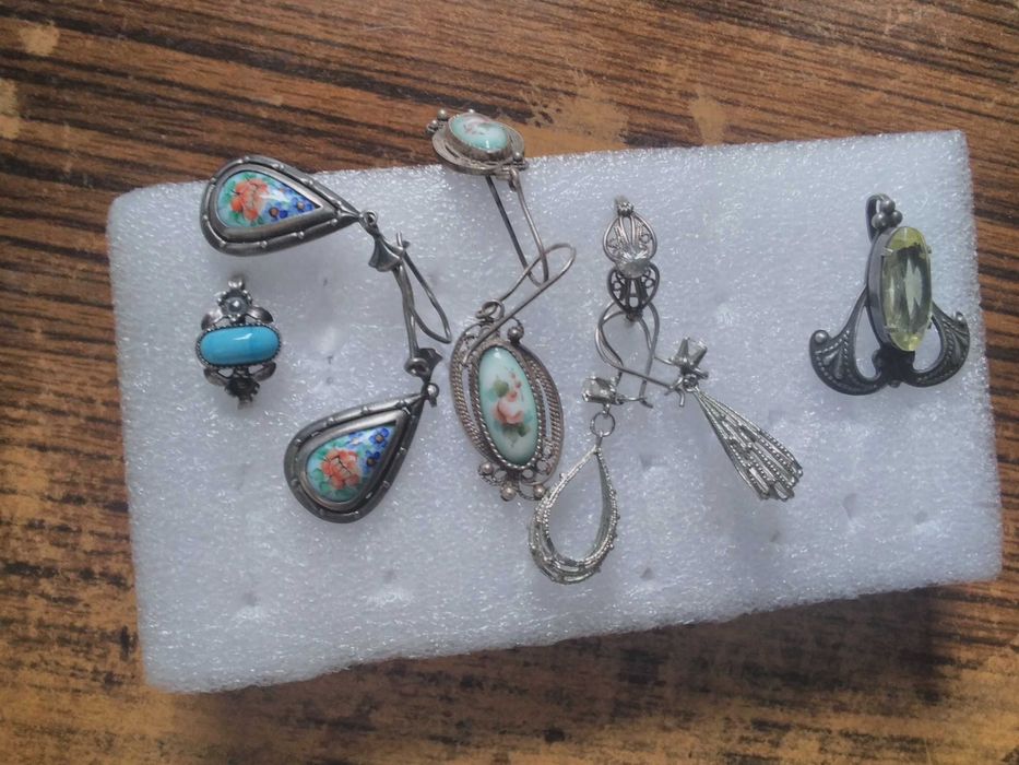 Бижутерию продам