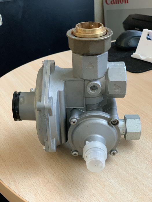 Редуктор газовый. Регулятор давления газа DSR-10 STF gas