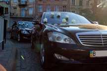 Весільні Прикраси на автомобілі. Квіти на авто. Оформлення машини