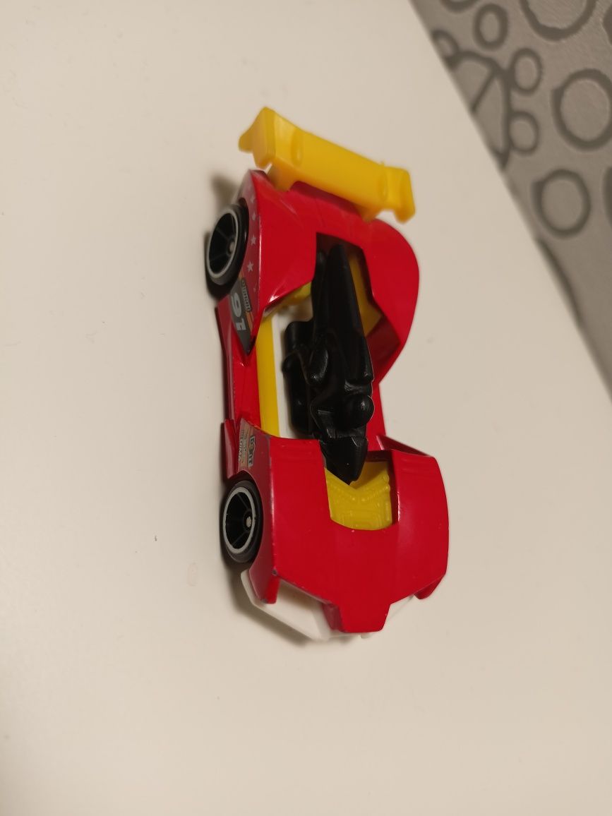 Auto samochód hot wheels