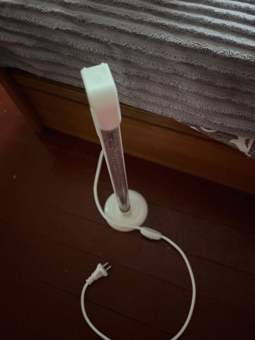 Лампа кварцова на підставці