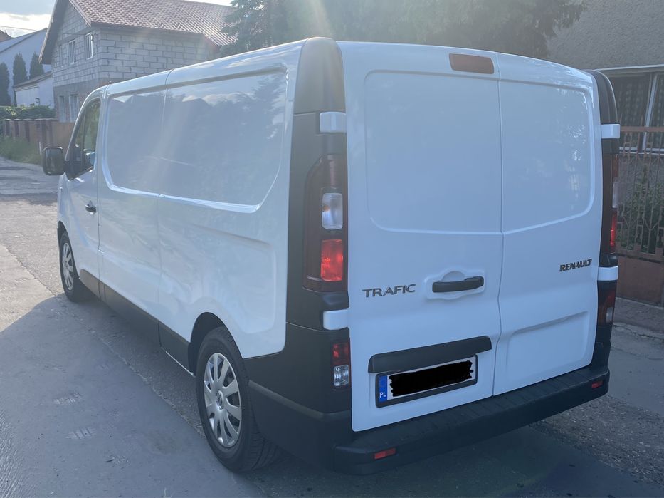 Wynajem blaszak furgon L2H1 Long  Renault Trafic/Vivaro/Expert