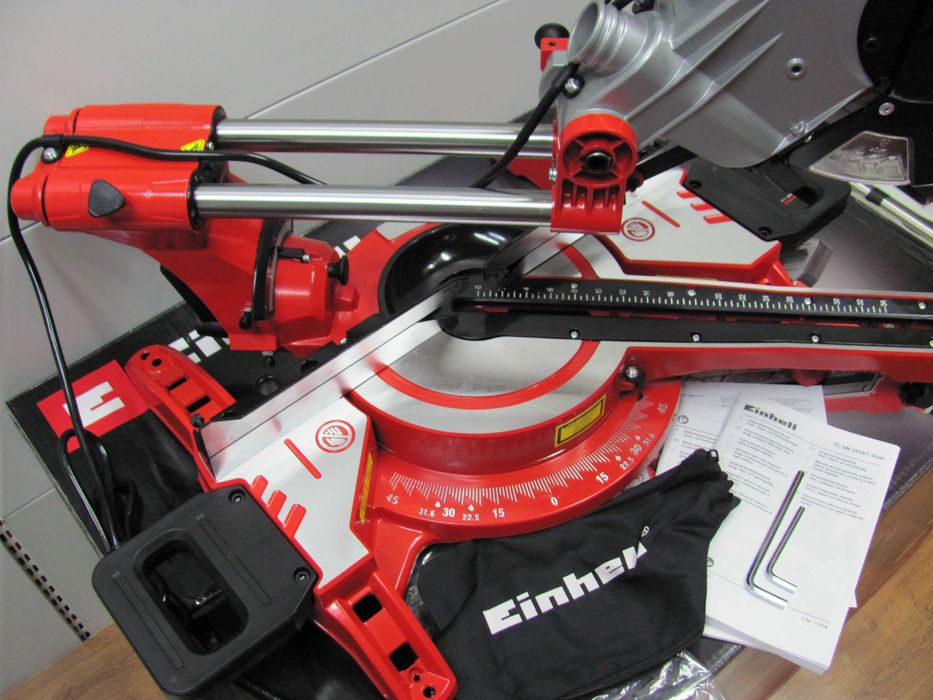 Пила торцювальна Einhell TC-SM 2534/1 Dual протяжка 340 мм з Німеччини