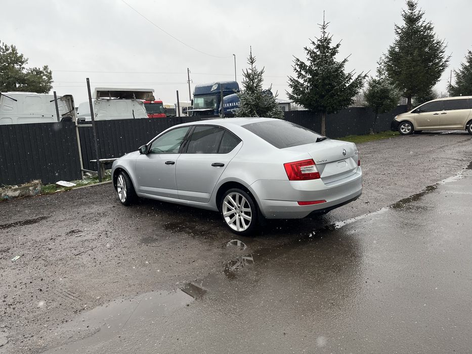 Розборка запчастини шрот Skoda a7 SKODA A7 шкода а7 Октавія