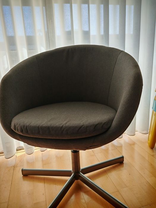 Cadeira giratória IKEA SKRUVSTA
