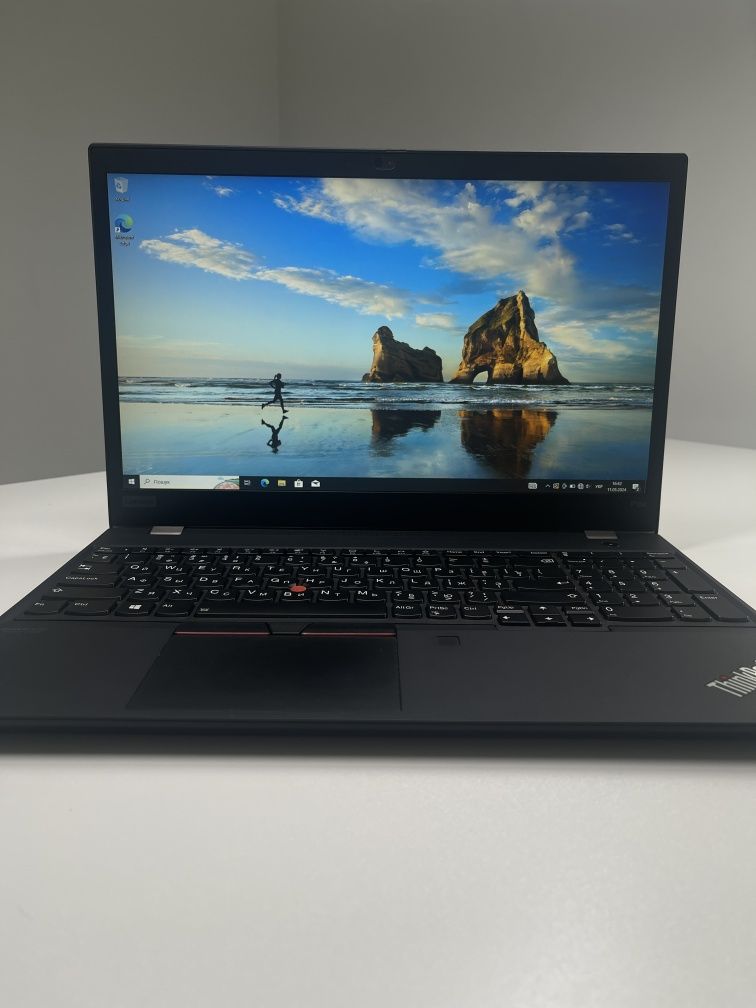 Ноутбук Lenovo ThinkPad P15S 16/512 в ідеальному стані