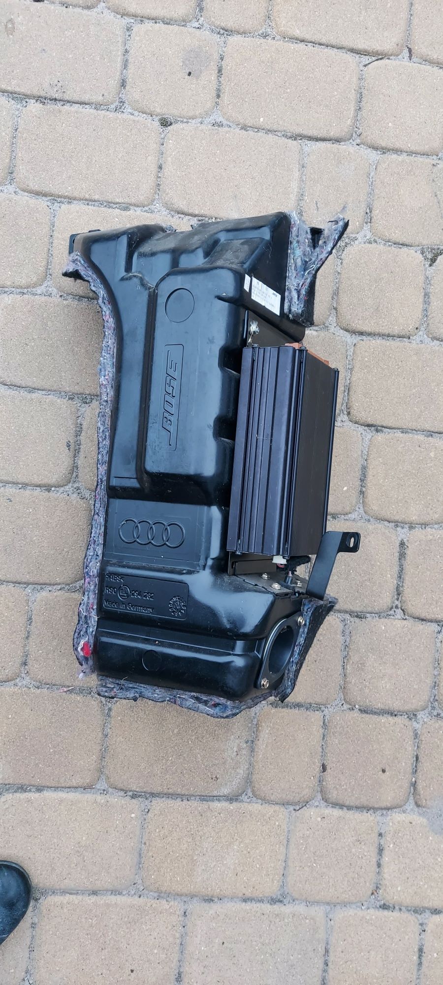 Audi a6 c5 subwoofer wzmacniacz bose avant