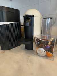 Máquina de Café e Acessorios Vertuo Plus Deluxe