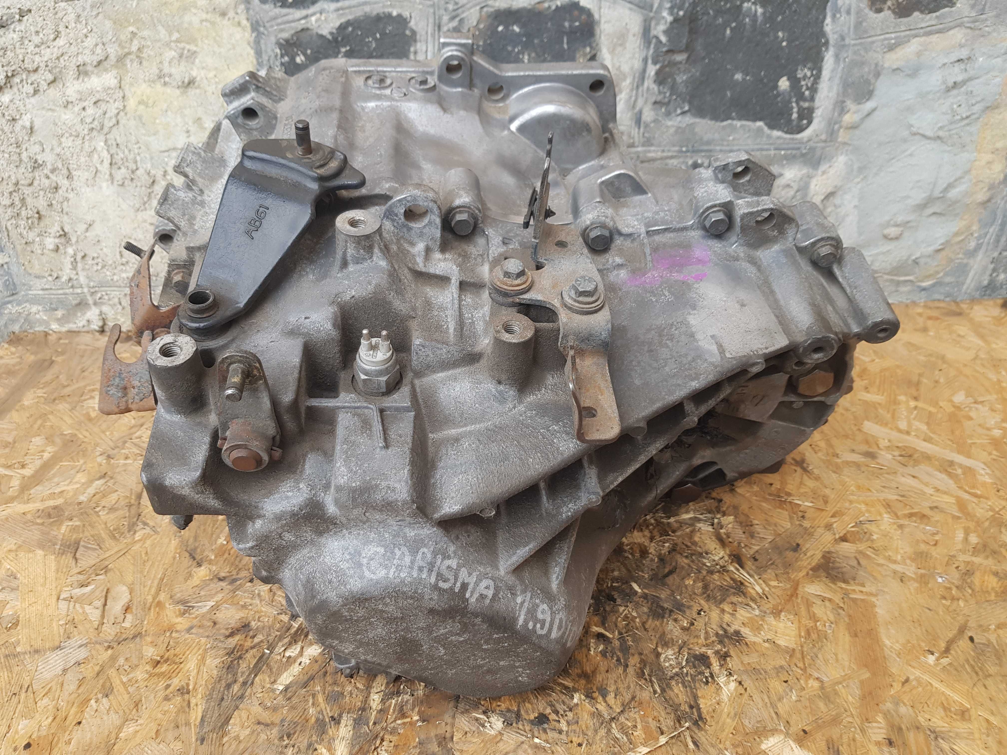 Коробка передач (КПП) Volvo V40. S40 1.9D (1999-2004р.) (1023625)