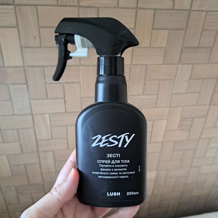 Спрей  для тіла LUSH Zesty