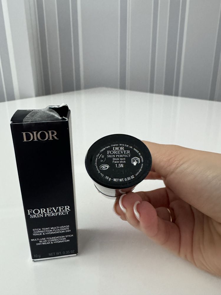 Тональний  ( стік ) Dior