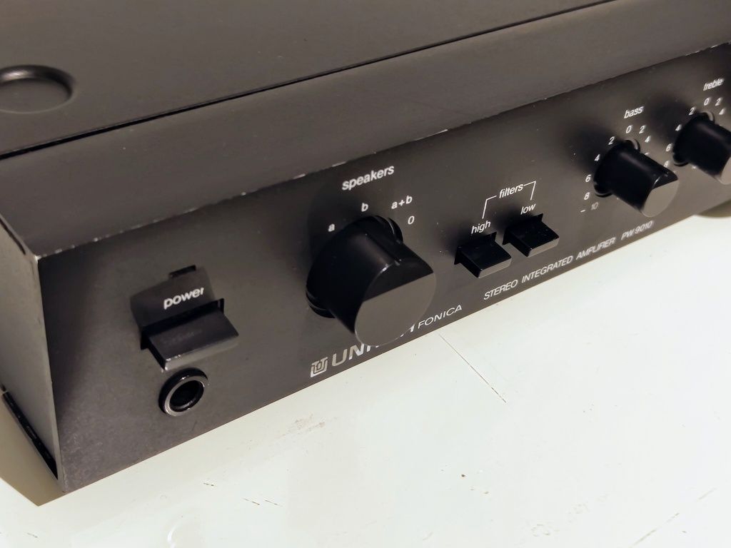 Wzmacniacz Unitra Fonica PW 9010