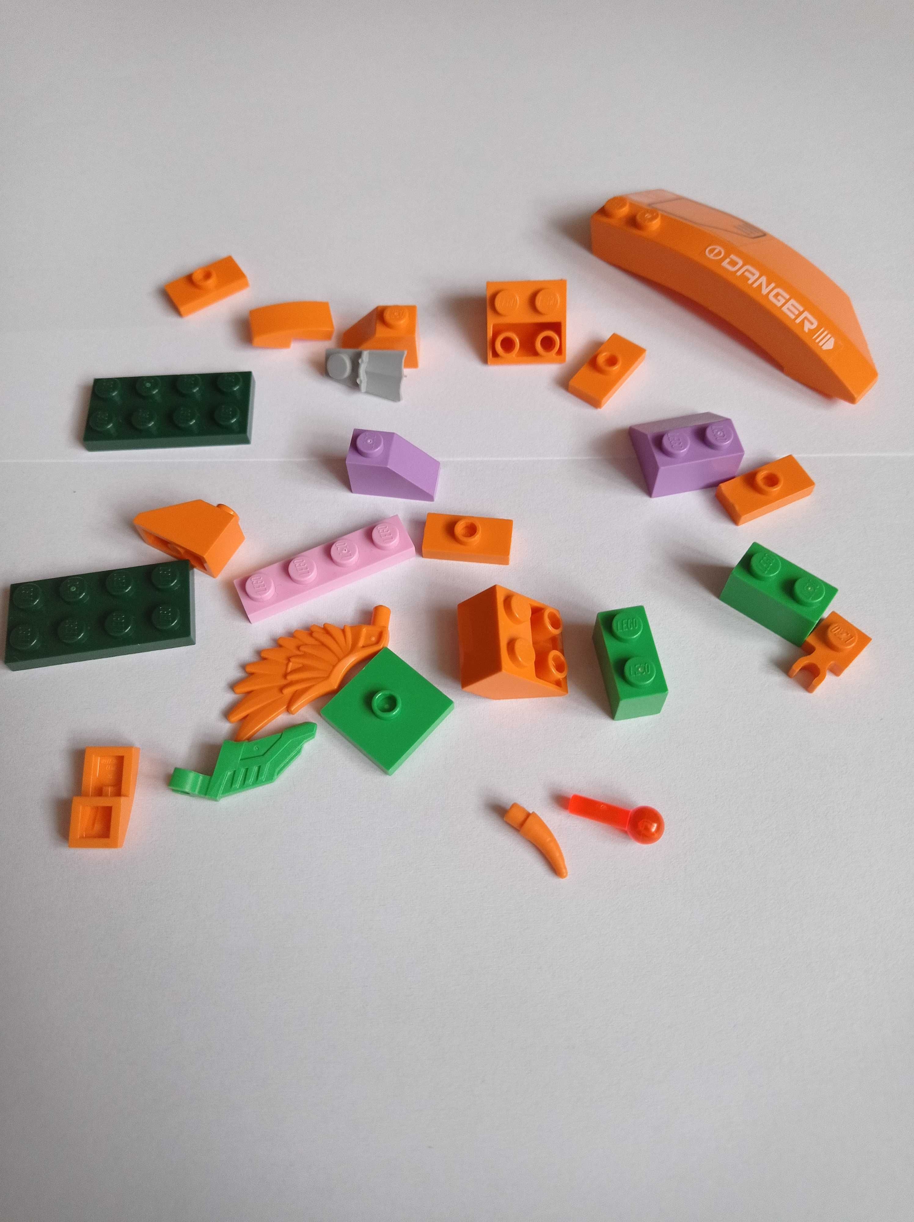 Klocki Lego, kolorowy mix klocków, pomarańczowy, zielony i inne