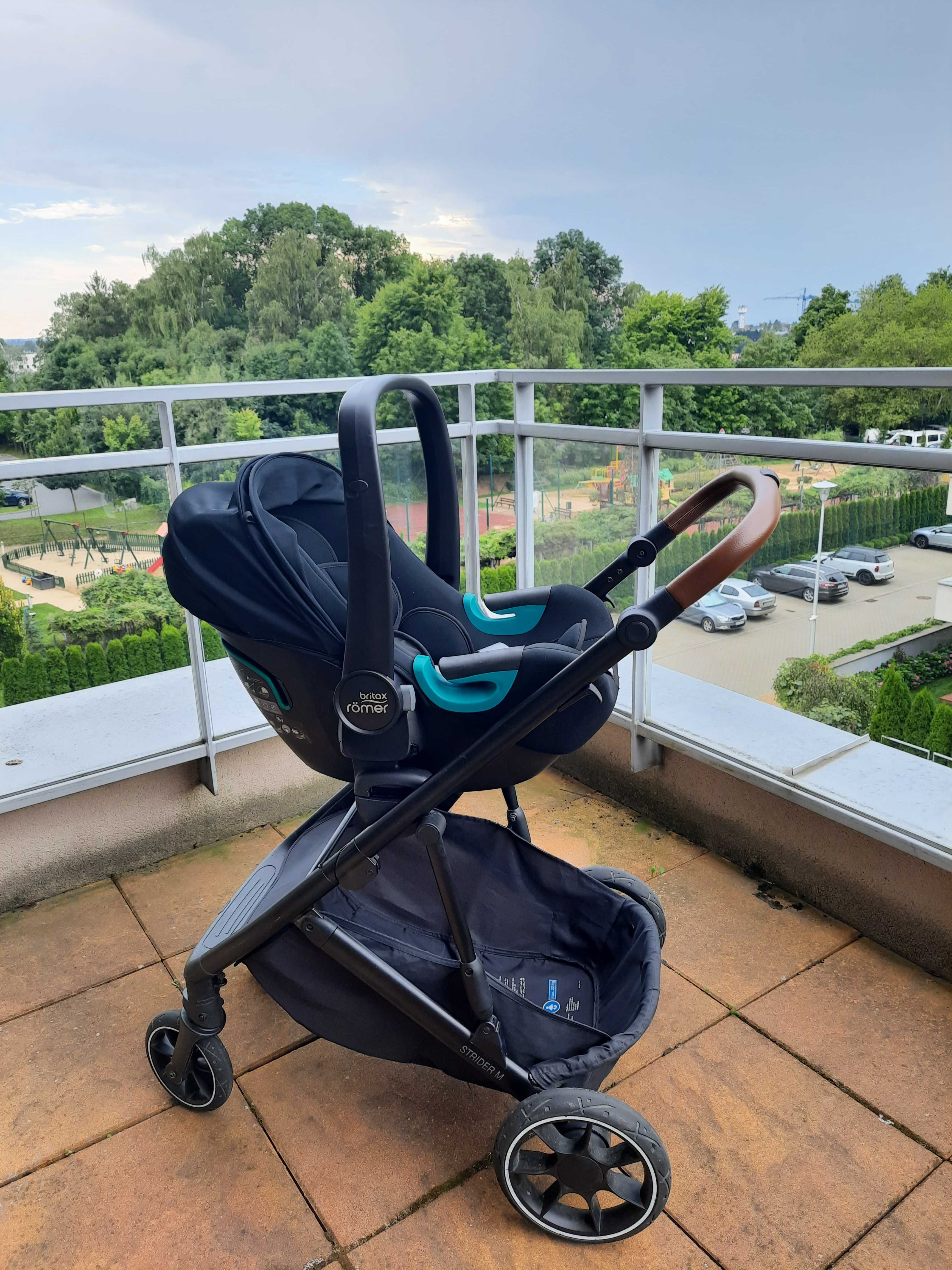 Wózek i krzesełko Britax Römer Strider M + Baby-Safe 3 i-Size