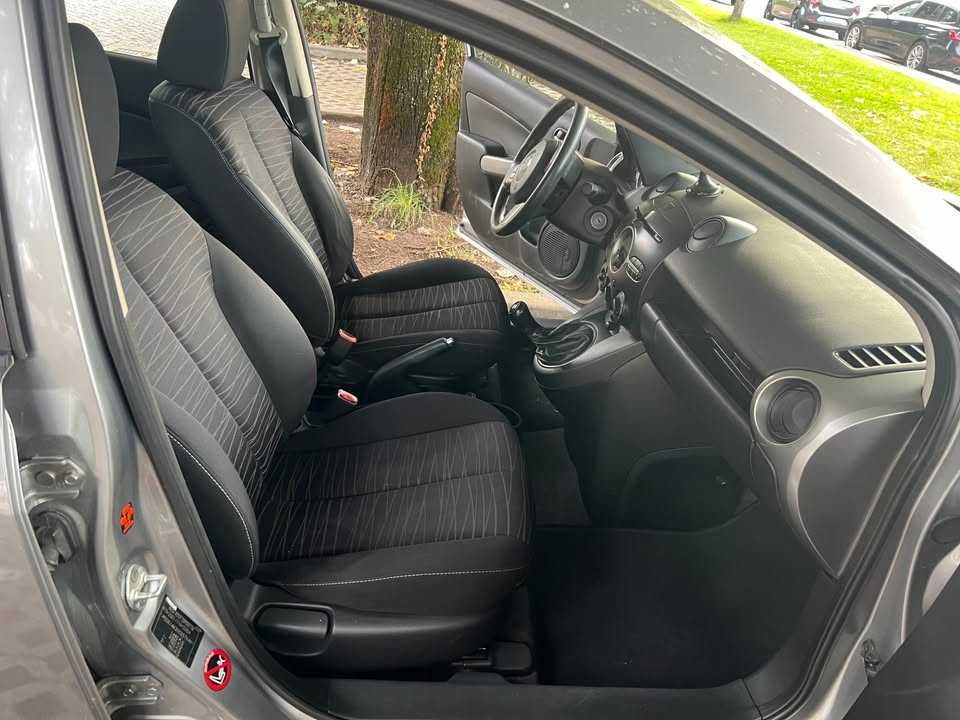 2009 Mazda 2 - O seu novo carro favorito
