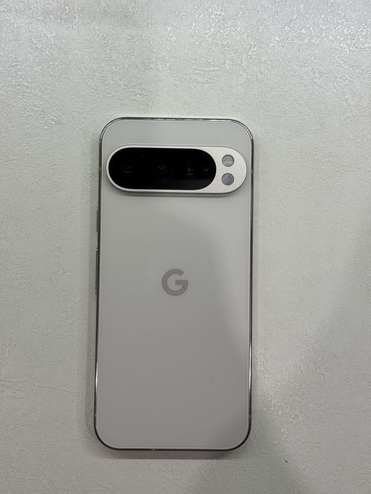 Google Pixel 9 Pro 128 GB - Like New