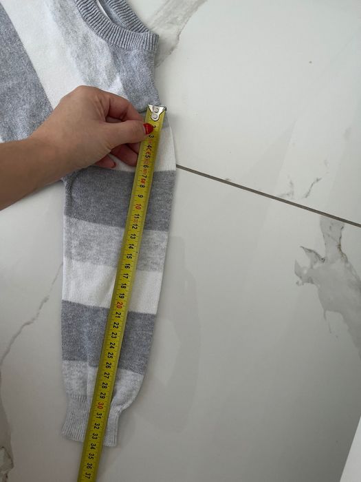 Sweter rozmiar 98 cm marki sinsay