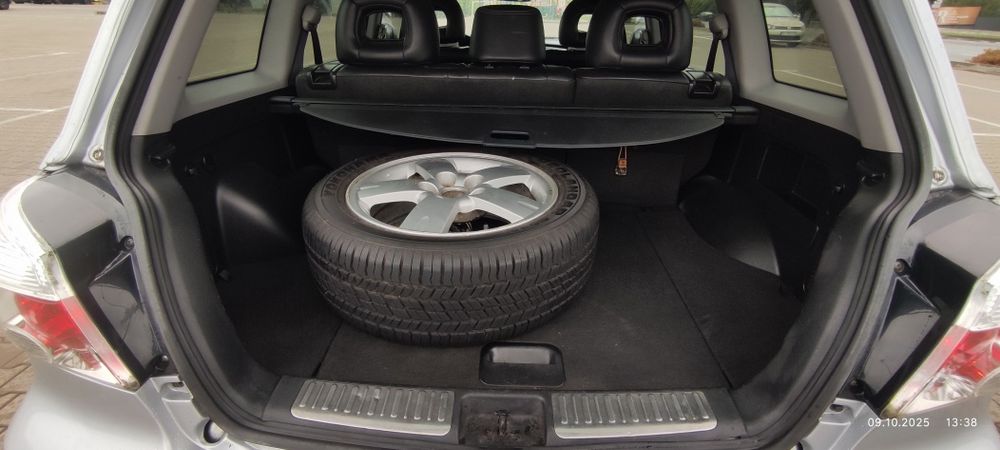 Outlander 2.4avt awd 4*4 lpg4