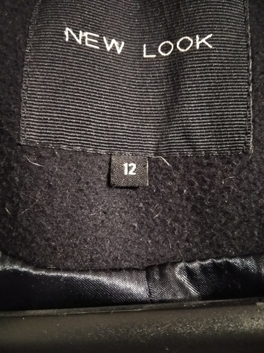 Пальто женское стильное.