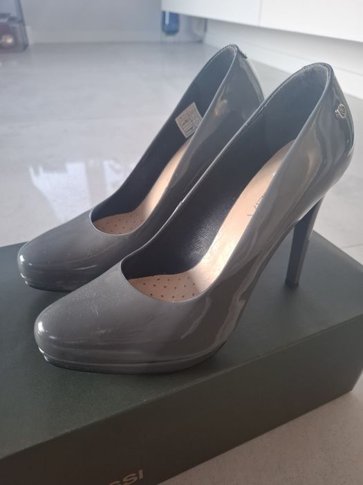 Szpilki VENEZIA rozm. 37