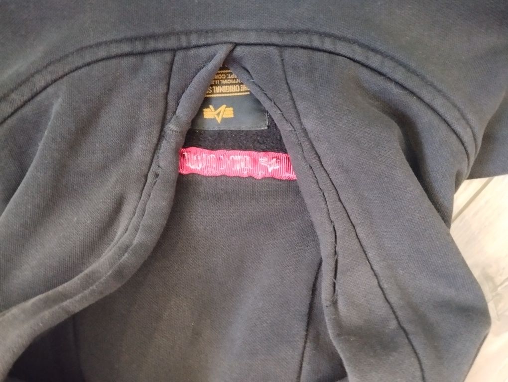 alpha industries худі