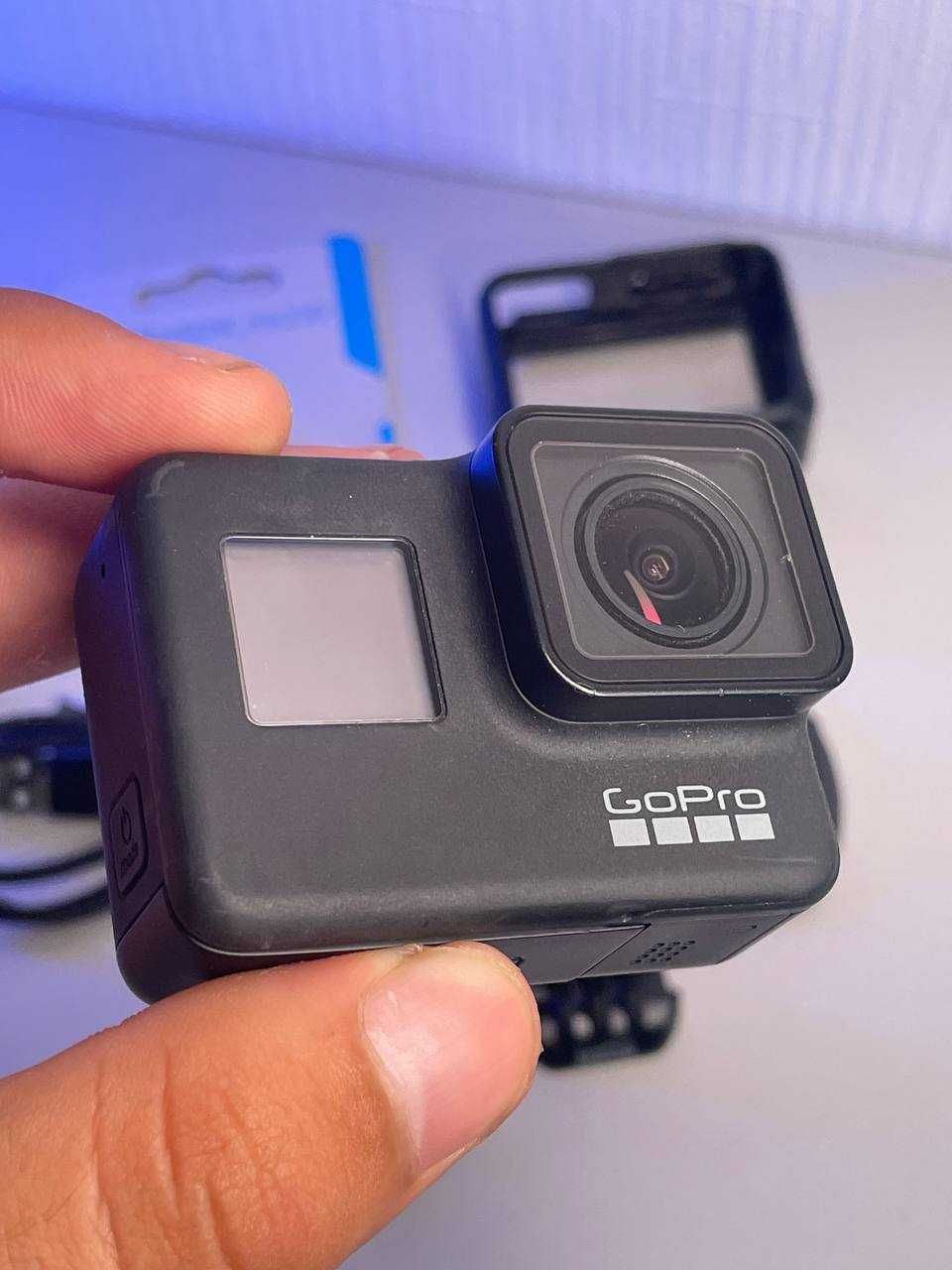 Екшн камера GoPro Hero 7 Black з хорошим комплектом