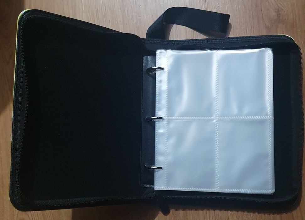 Skórzany album na 400 kart plus karty