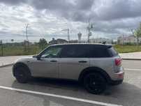 Mini Clubman One D  - Estilo, Espaço e Economia