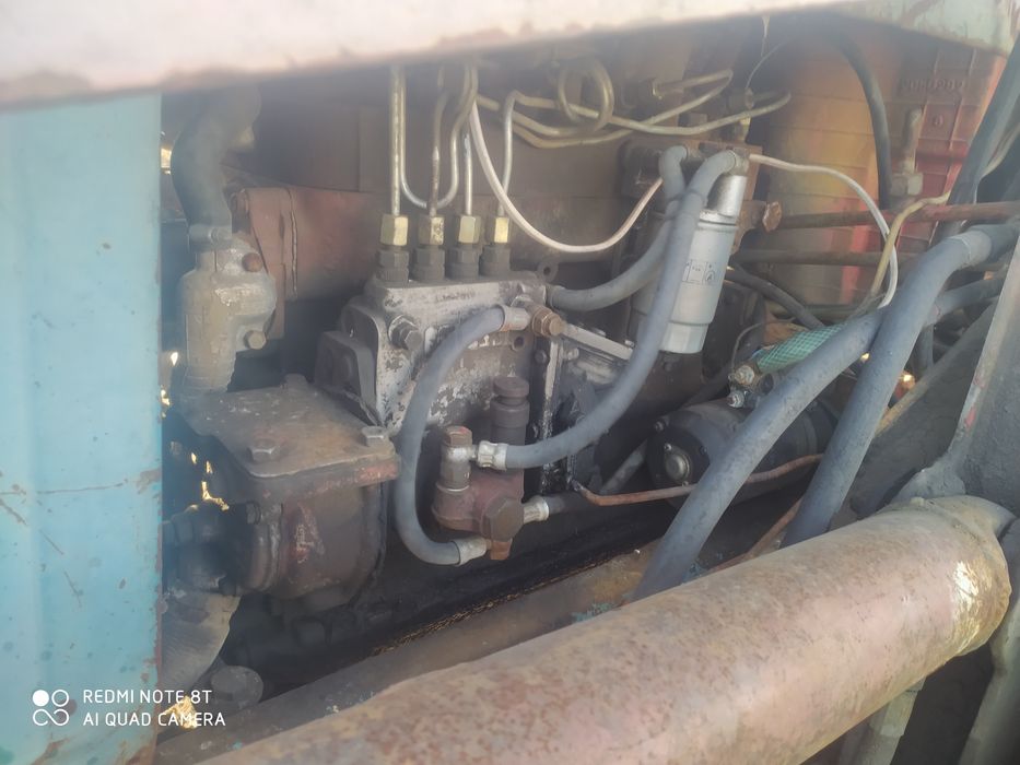 Продам трактор экскаватор Мтз 82