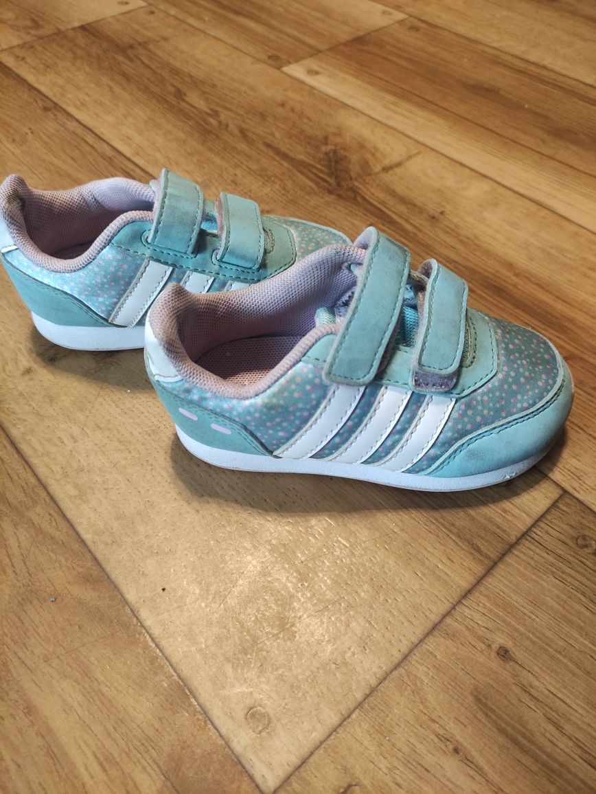 Buty dziewczęce adidas rozm 22