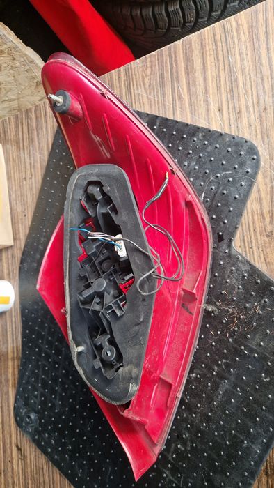 Lampa lewy tyl peugeot 307 Lift